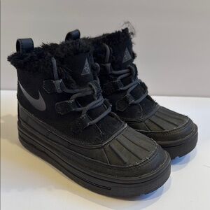 Nike Kids Black Furry Boots